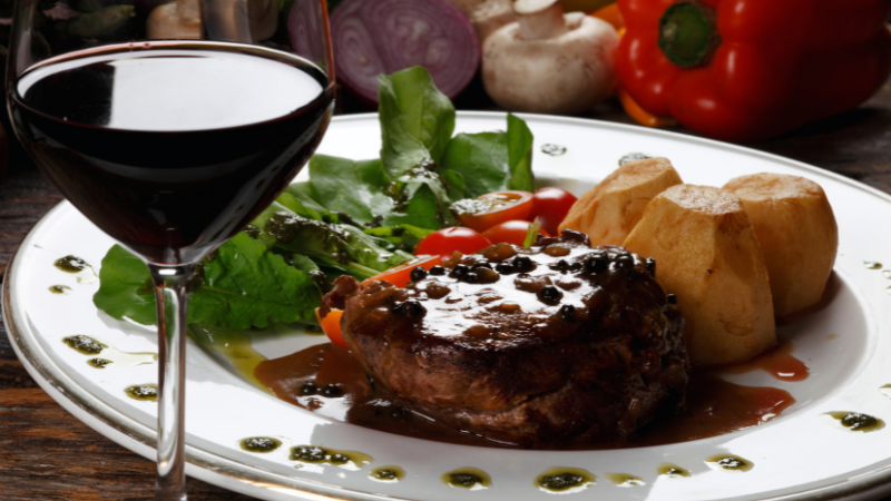 Savor the Season's Freshest Flavors at Farm-to-Table Restaurants | DFH Real Estate